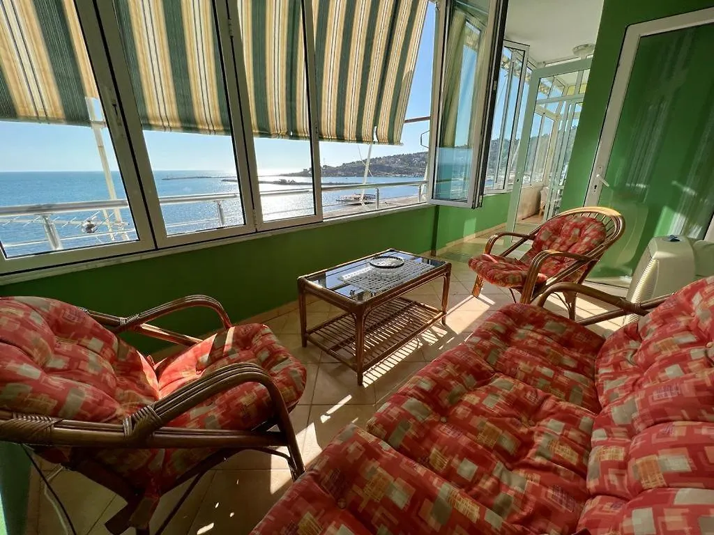 Stunning Sea View Apartment Шенджин Албания